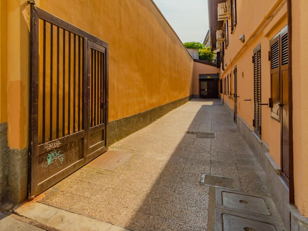 Navigli-Tortona - Aesthetic Suite Milan Exterior photo